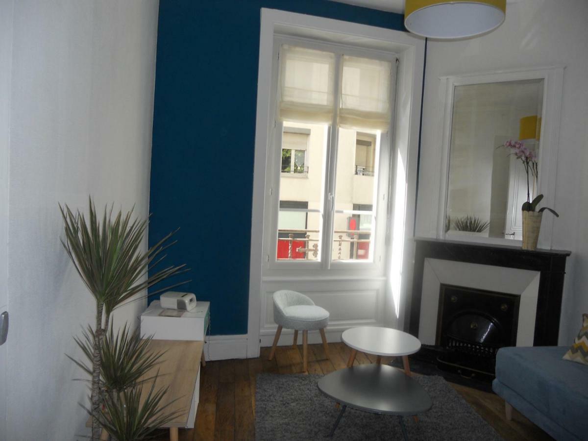 Au 303 Apartment Lyon Exterior photo